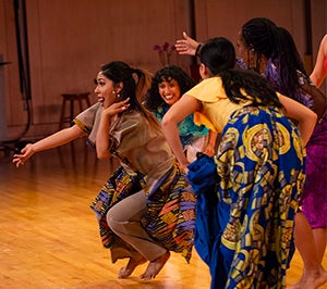 Members of the Contra-Tiempo dance troupe.